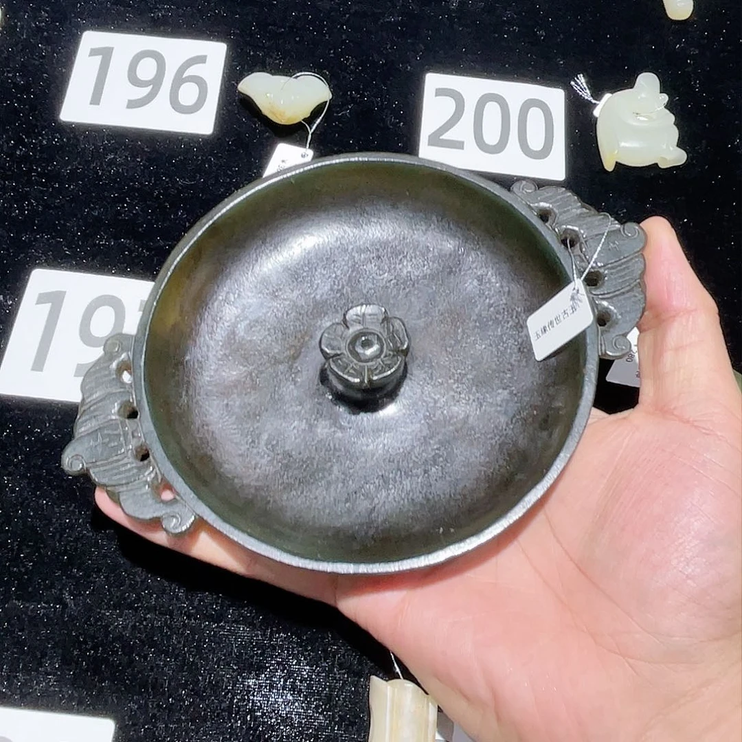 和田玉吊坠未镶嵌洪*