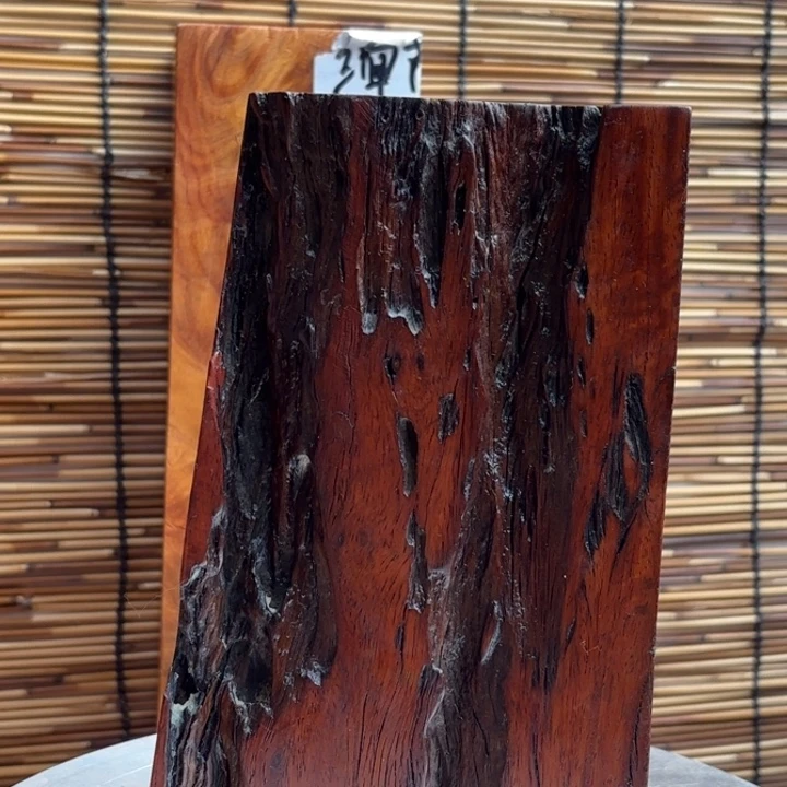 无***语大叶紫檀（黑酸枝木类）