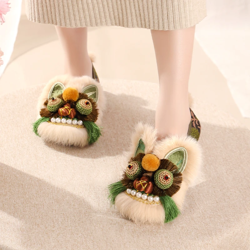绿野仙踪冬季新款复古加绒保暖纯手工棉鞋新中式一脚蹬绣花虎头鞋