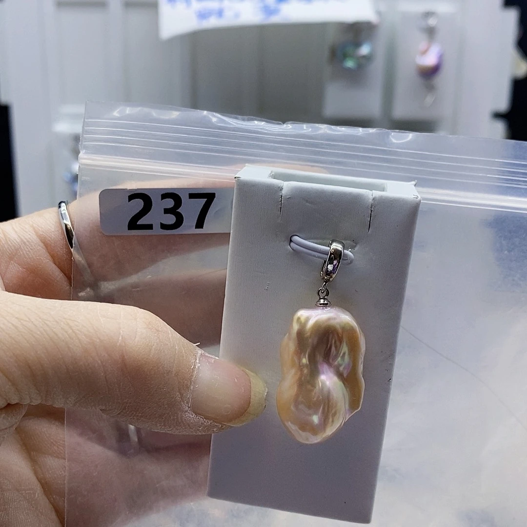 颈饰合金淡水珍珠