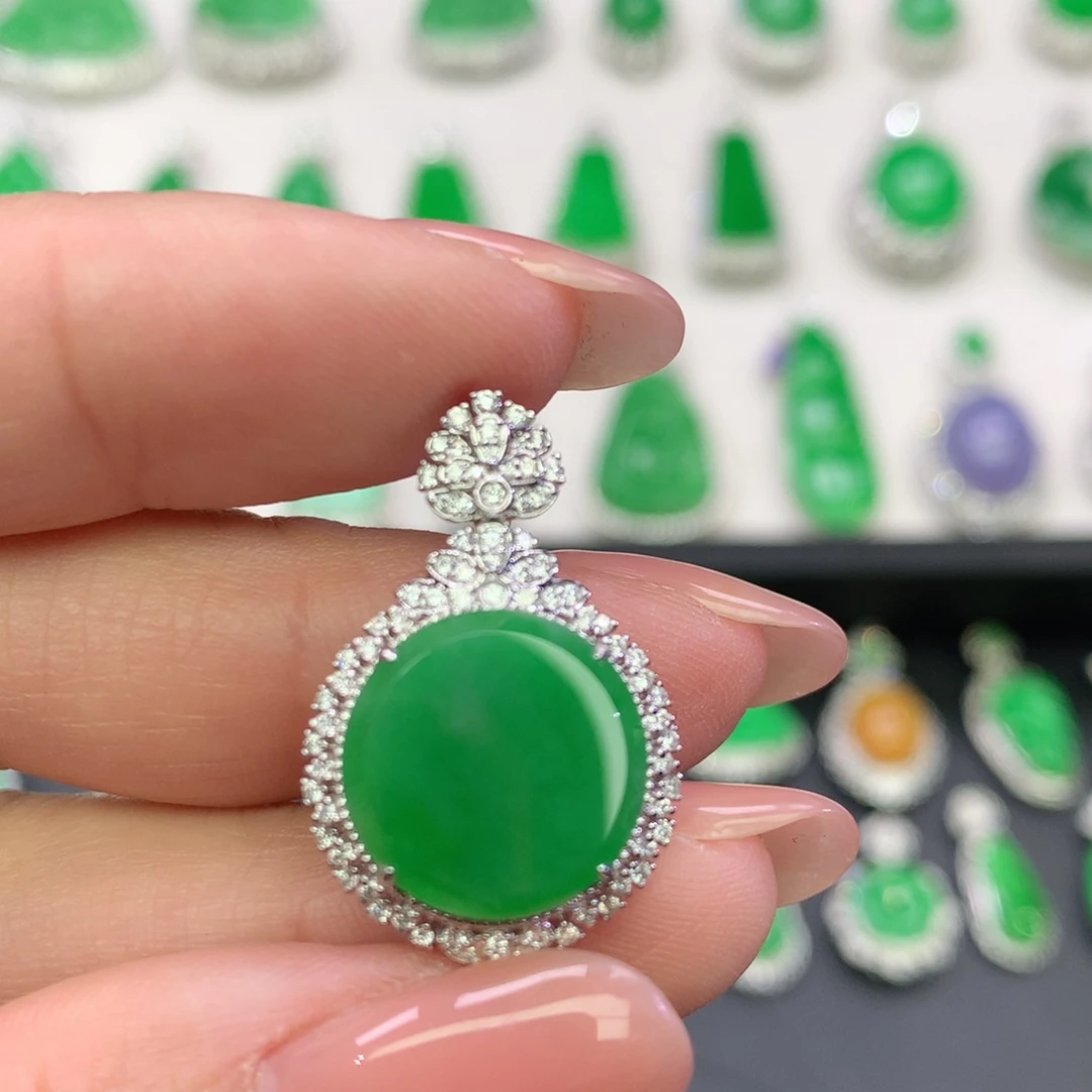 翡翠18K金镶嵌吊坠(不含链)