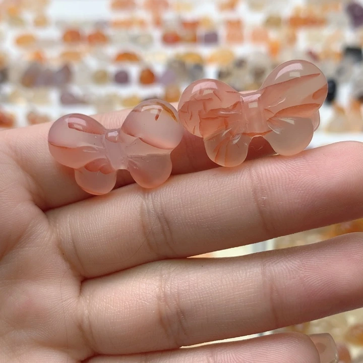 玛瑙/玉髓未镶嵌玛瑙龙纹蝴蝶结