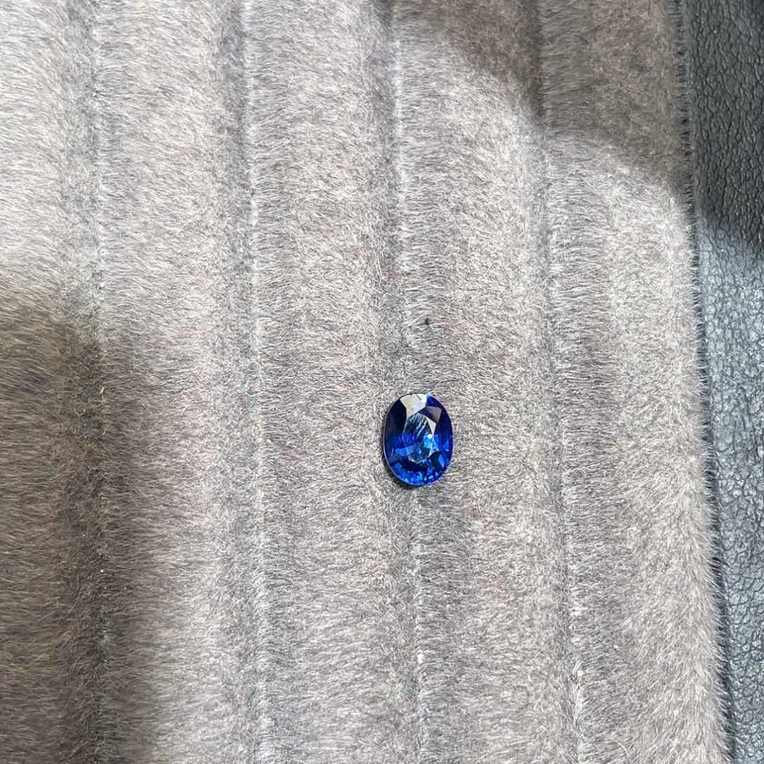 蓝宝石裸石1ct皇家蓝grc 特价