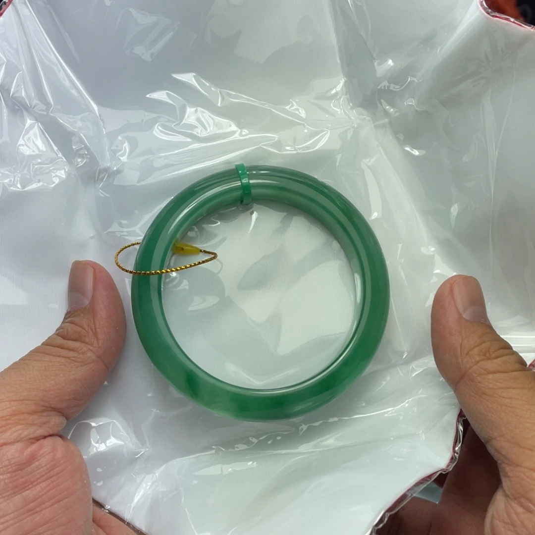 *****南红玛瑙未镶嵌颈饰