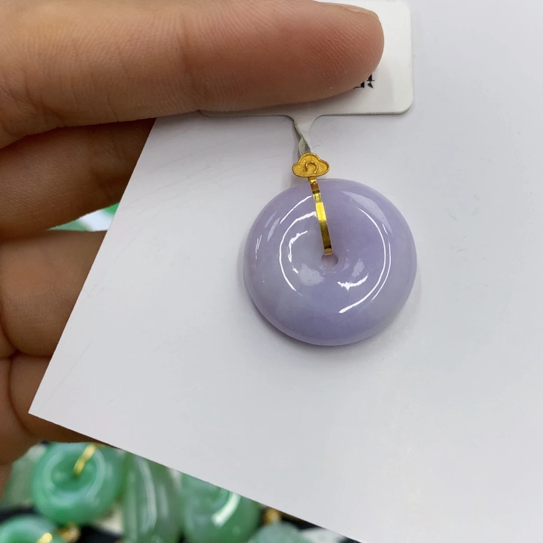 翡翠18K金镶嵌颈饰翡翠