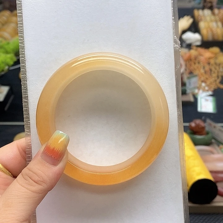惜***金石英质玉（黄龙玉）未镶嵌手镯