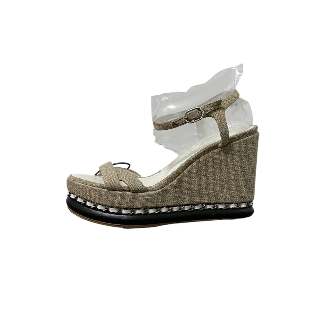95新 Chanel/香奈儿 36.5码  棕色系带坡跟高跟鞋 re9024