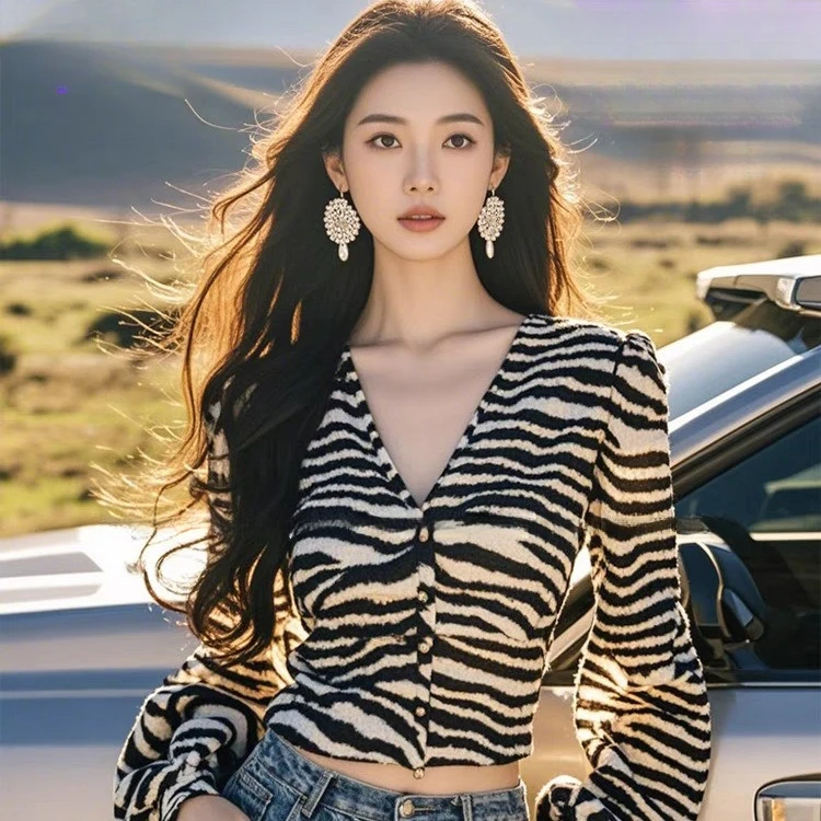 拉夏贝尔衬衫女2025爆款春游出行洋气衣服女小众炸街高级感女装