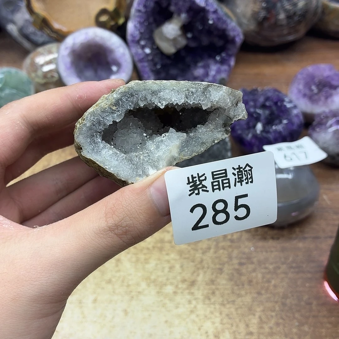 未镶嵌水晶大型摆件（非配饰）