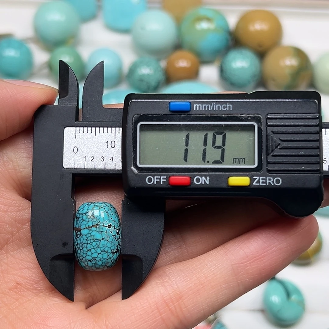 用***1未镶嵌绿松石珠宝奇石