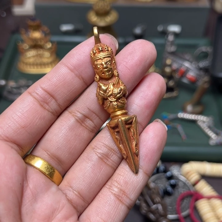 大叶紫檀（黑酸枝木类）