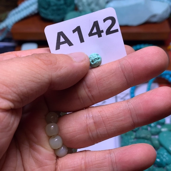 南红玛瑙未镶嵌珠宝奇石