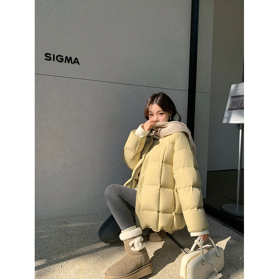 张贝贝 暖冬恋岛 90白鸭绒 韩系小方格面包羽绒