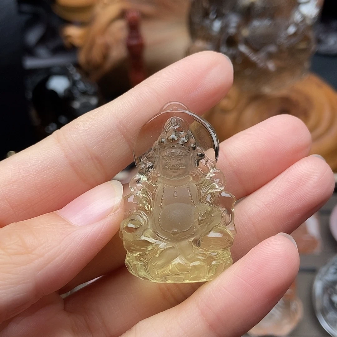 颈饰未镶嵌水晶吊坠