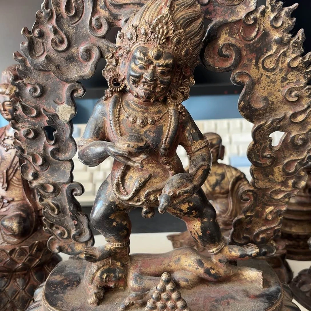 梁***馆黑财神藏佛黄铜摆件