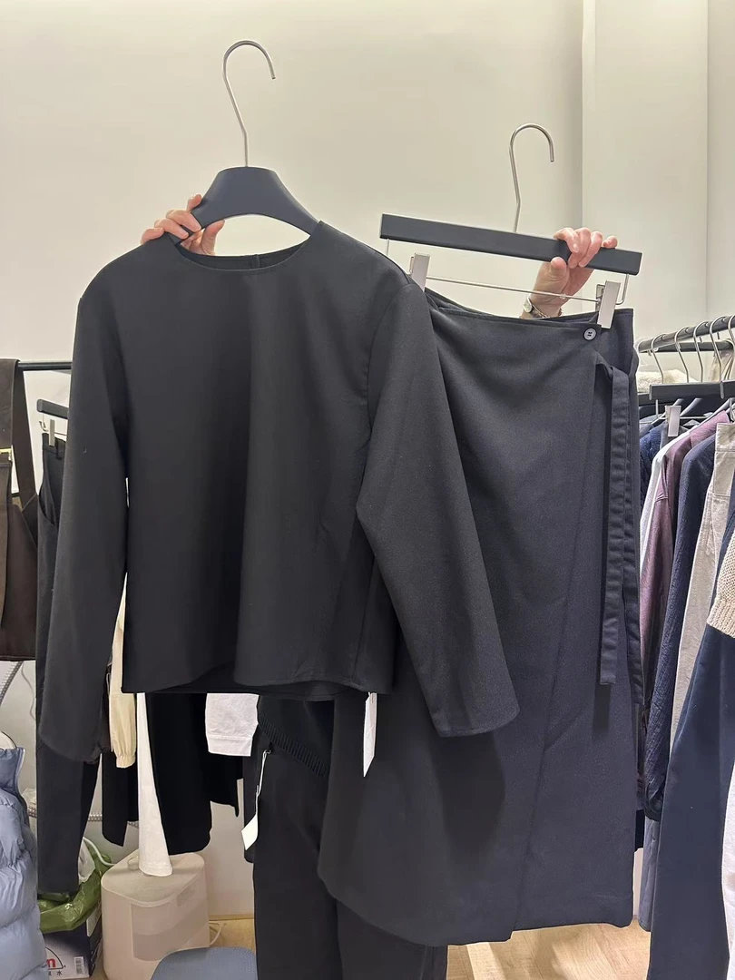 2501时尚百搭套装女2025春季新款简约休闲裤两件套半身裙女