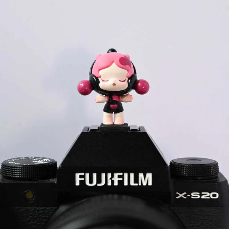 正品泡泡玛特抱抱萌粒相机热靴盖佳能r50索尼zv1富士xt50尼康通用