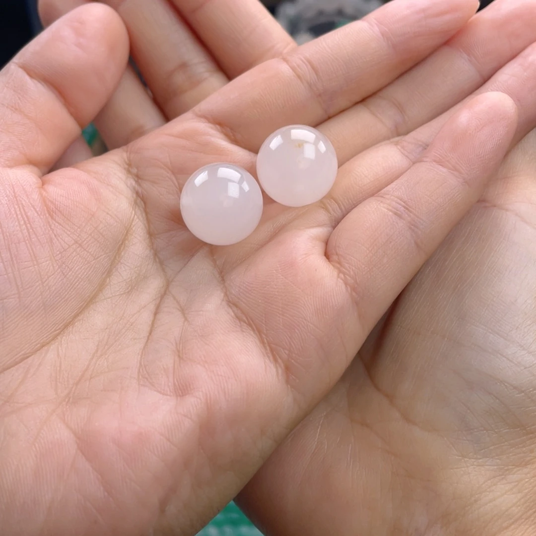 用***0石英质玉未镶嵌手链