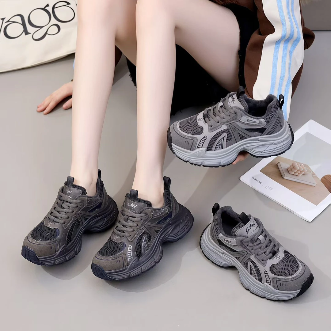 【专属】8907-1欧洲站加绒超轻底显脚小老爹鞋女2025冬季新款运动鞋