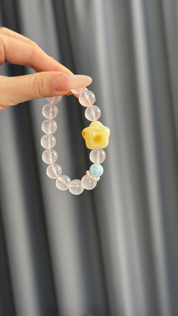 〔在售款〕天然蜜蜡白蜜星星手链夏季必备款时尚手链（同款200）