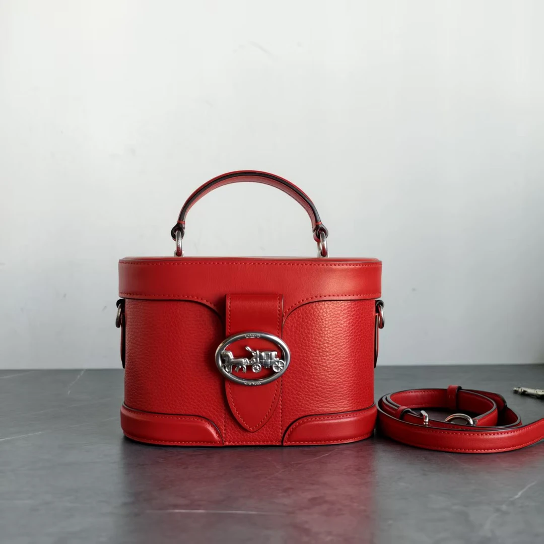 95新 COACH/蔻驰 a1213盒子包20*10*13