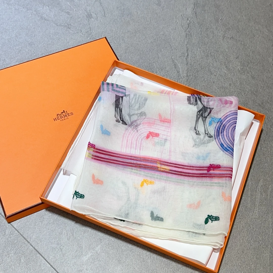 99新 Hermes/爱马仕 安洁利严选/成色看直播丝巾/GSS28326