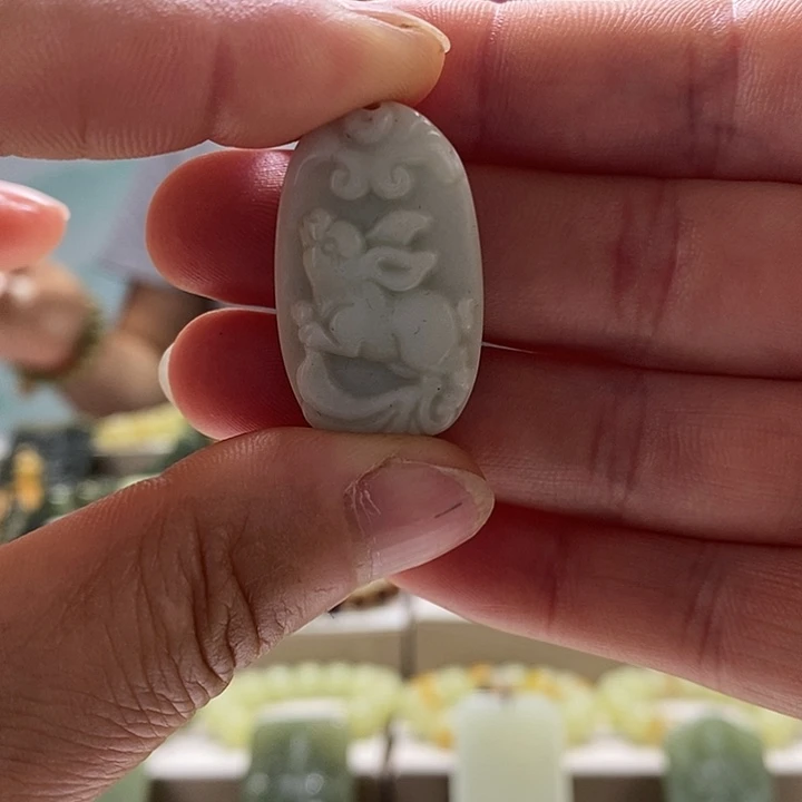 和田玉未镶嵌吊坠(不含链)