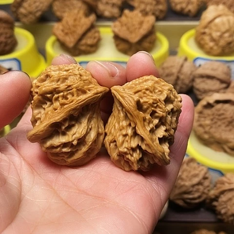 吊坠文玩核桃鸳鸯鸟