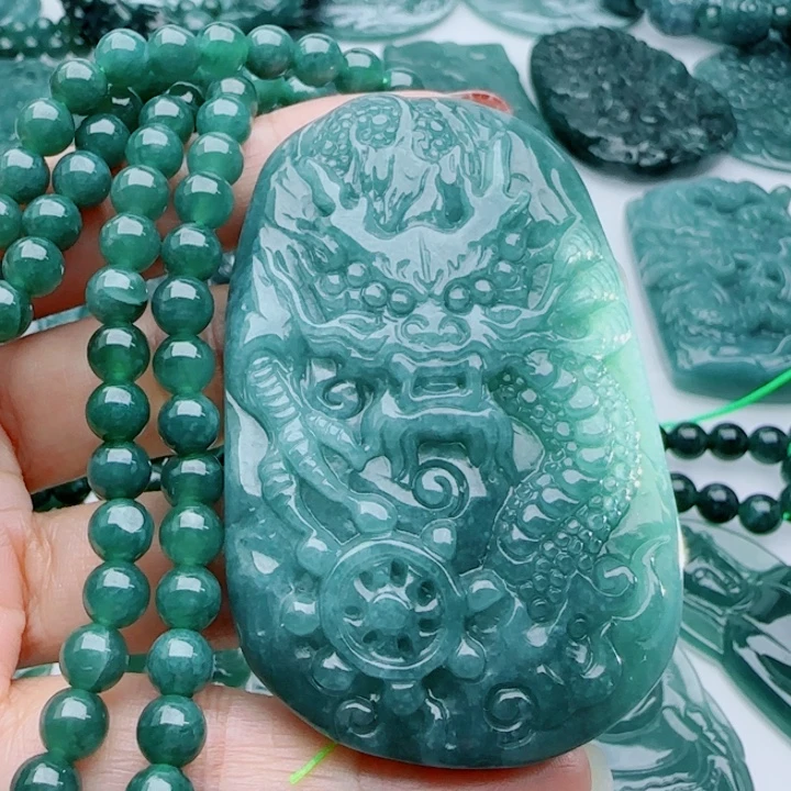 翡翠未镶嵌颈饰多样性发货天然A货翡翠