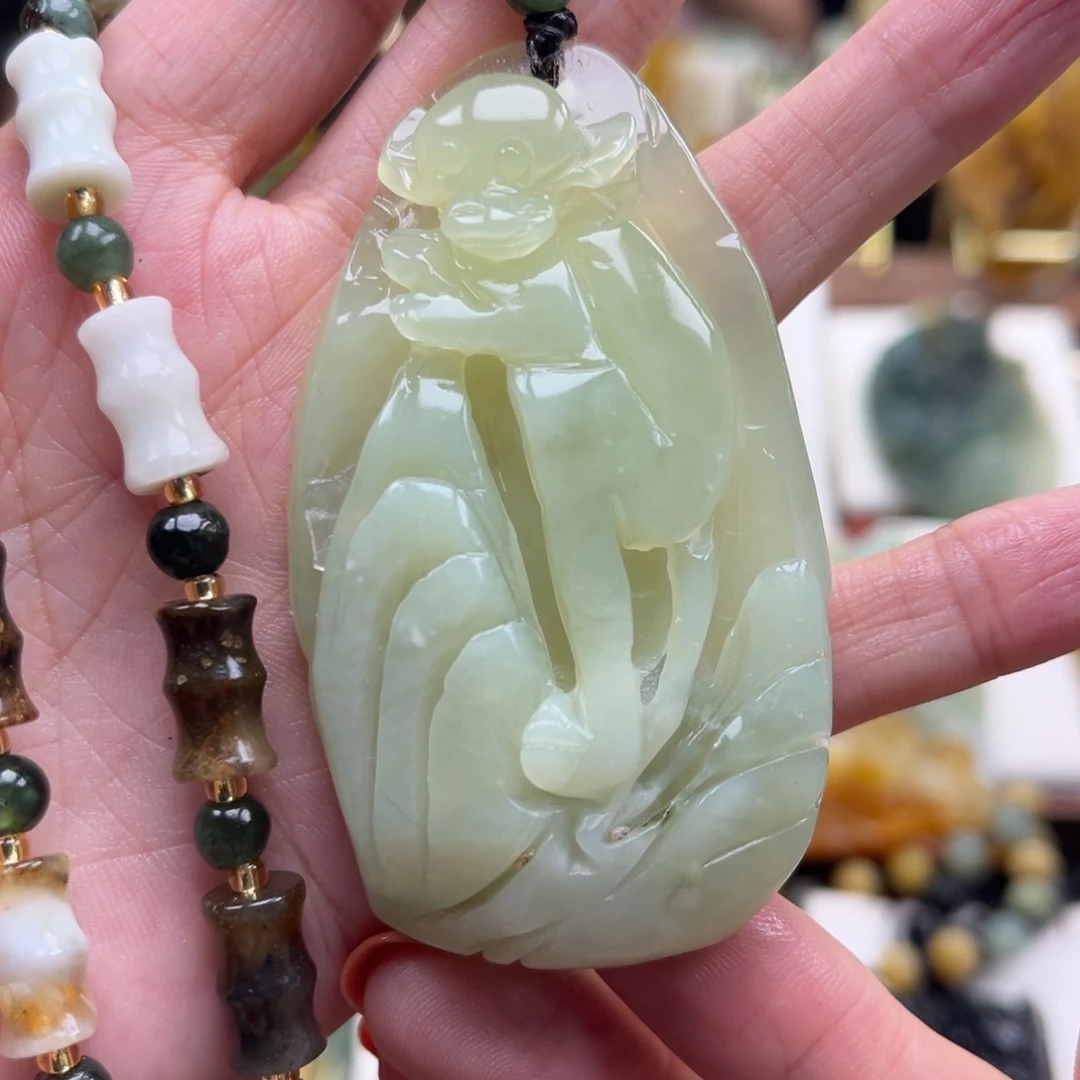 岫玉未镶嵌挂件挂件