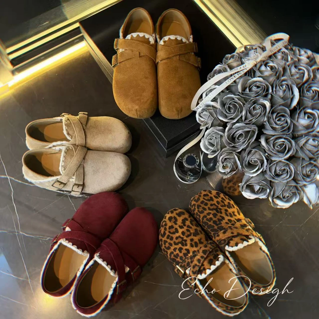 2025秋季新款勃肯鞋刺绣卷边交叉带森系全包韩版踩包两穿单鞋女