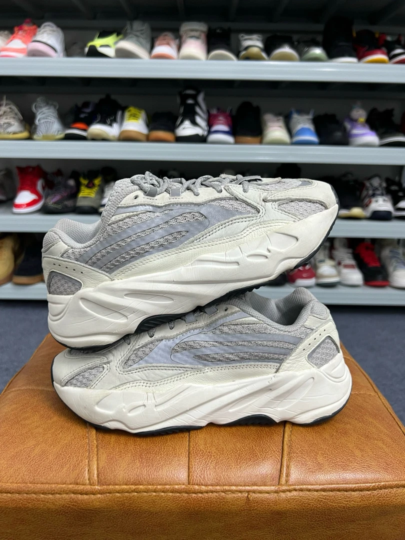 95新 maje 38码/椰子700白灰休闲鞋/二手正品