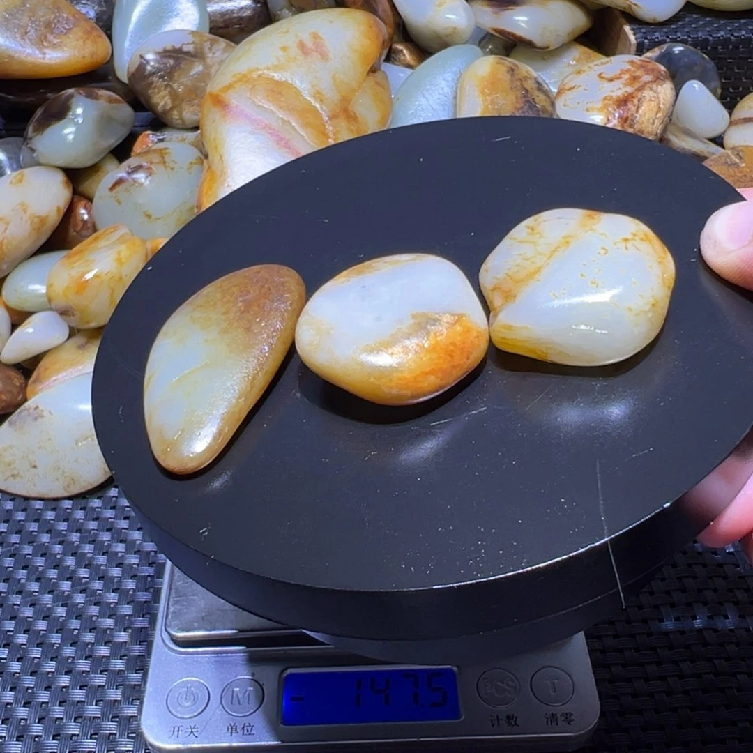和田玉（子料）未镶嵌吊坠(不含链)66