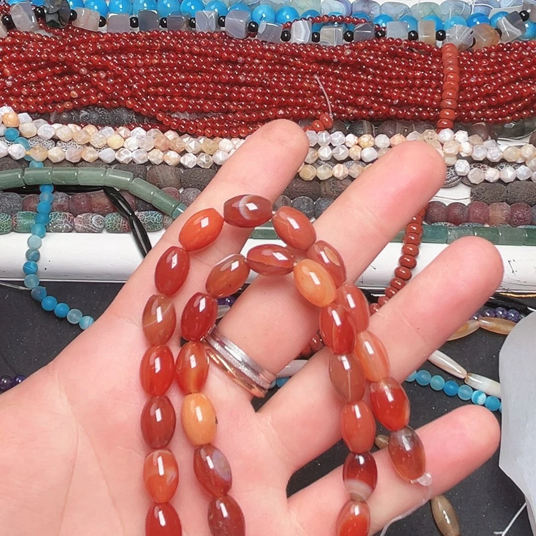 玛瑙/玉髓未镶嵌珠宝半成品C120，红玛瑙珠珠一条8*12mm