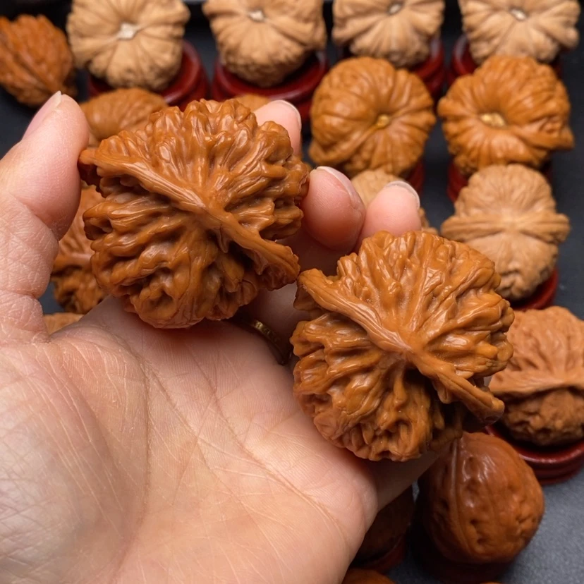 【闪购商品】文玩核桃把件49帝王