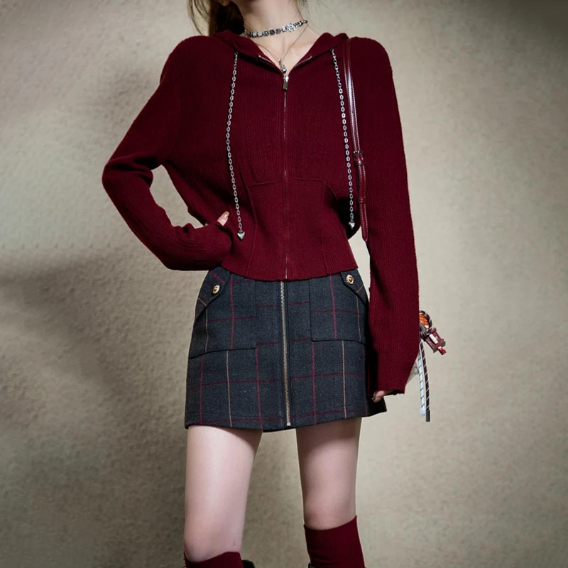 精致气质安可拉红拉链连帽针织衫女春秋时尚长袖女装洋气时髦气质