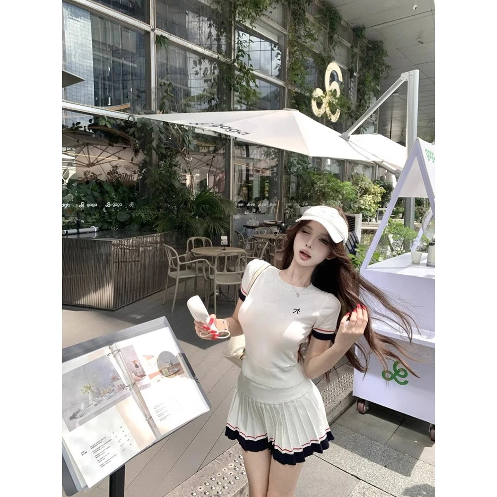 网红洋气炸街女装撞色刺绣短袖针织T恤女夏季百褶裙半身裙套装