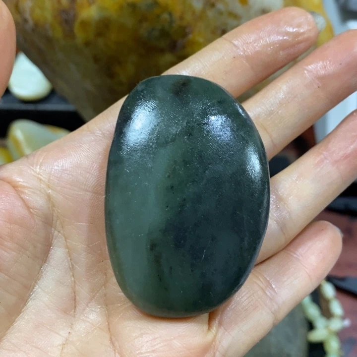 未镶嵌和田玉（糖玉）挂件