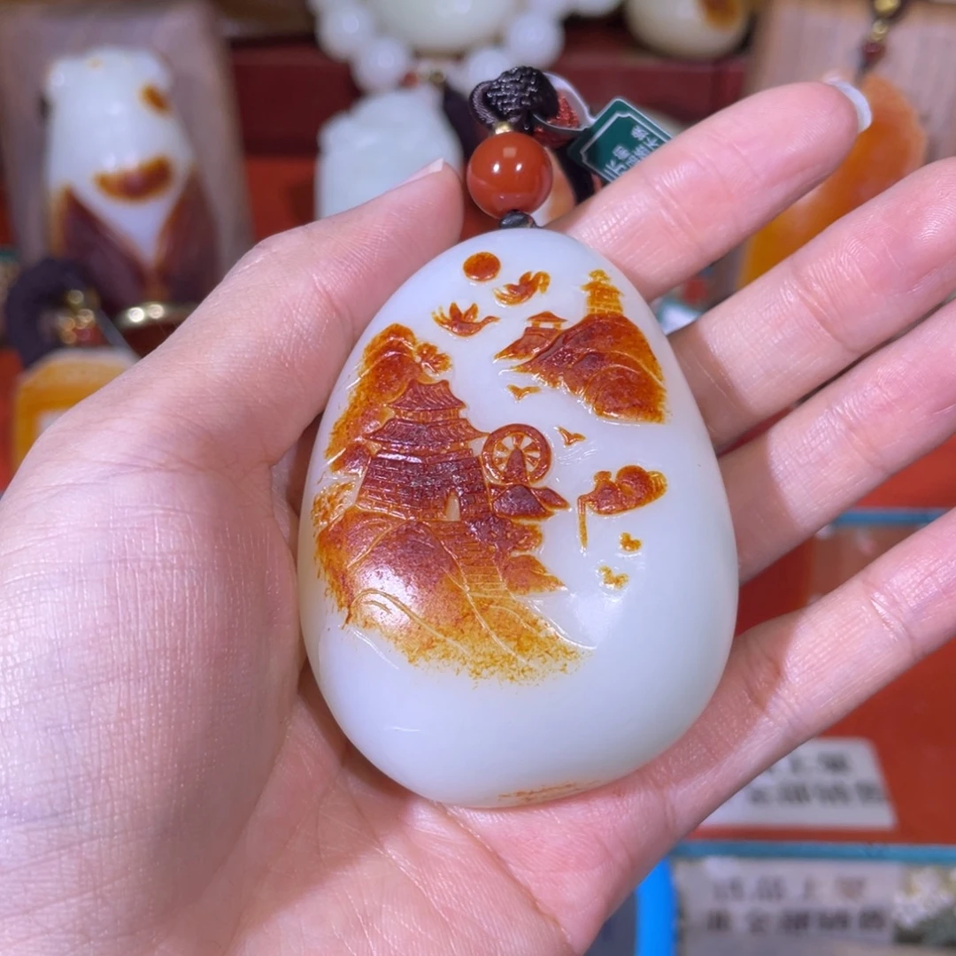 随***。和田玉未镶嵌把件