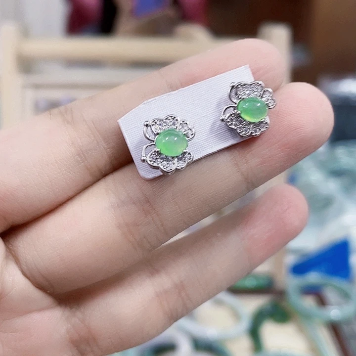翡翠未镶嵌颈饰天然翡翠