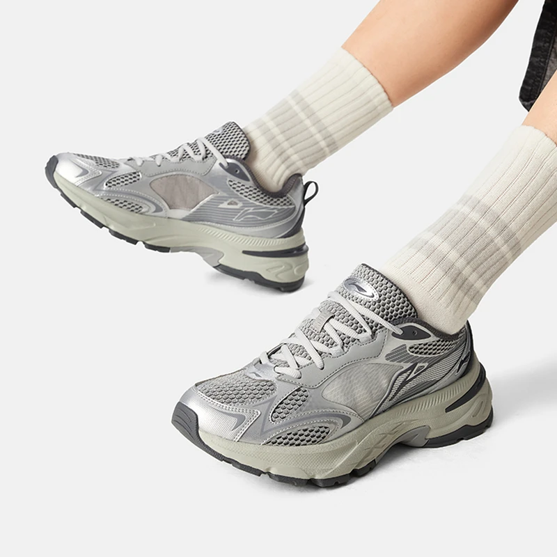 李宁英雄联盟联名男子春秋户外运动时尚透气增高休闲鞋AGCV275