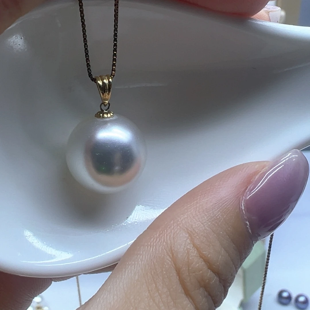淡水珍珠18K金镶嵌吊坠(赠链)