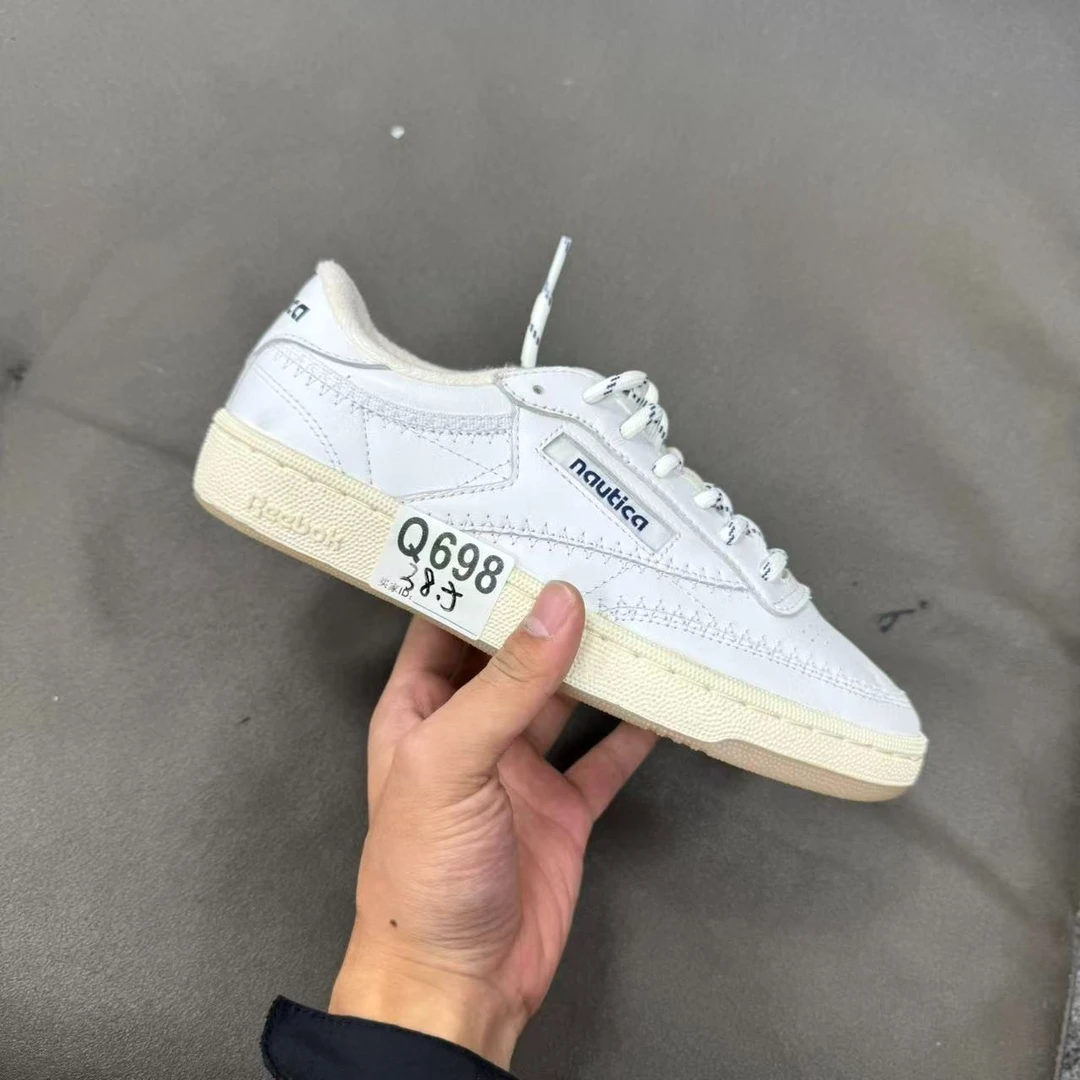 低帮户外休闲鞋轻便耐磨运动鞋 Q698  ( 无原盒 鞋垫原垫）