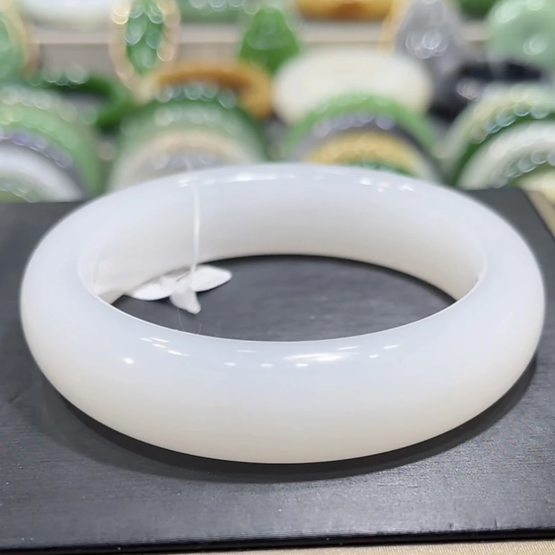 和田玉高冰白玉手镯55-56-57圈口（宽版）