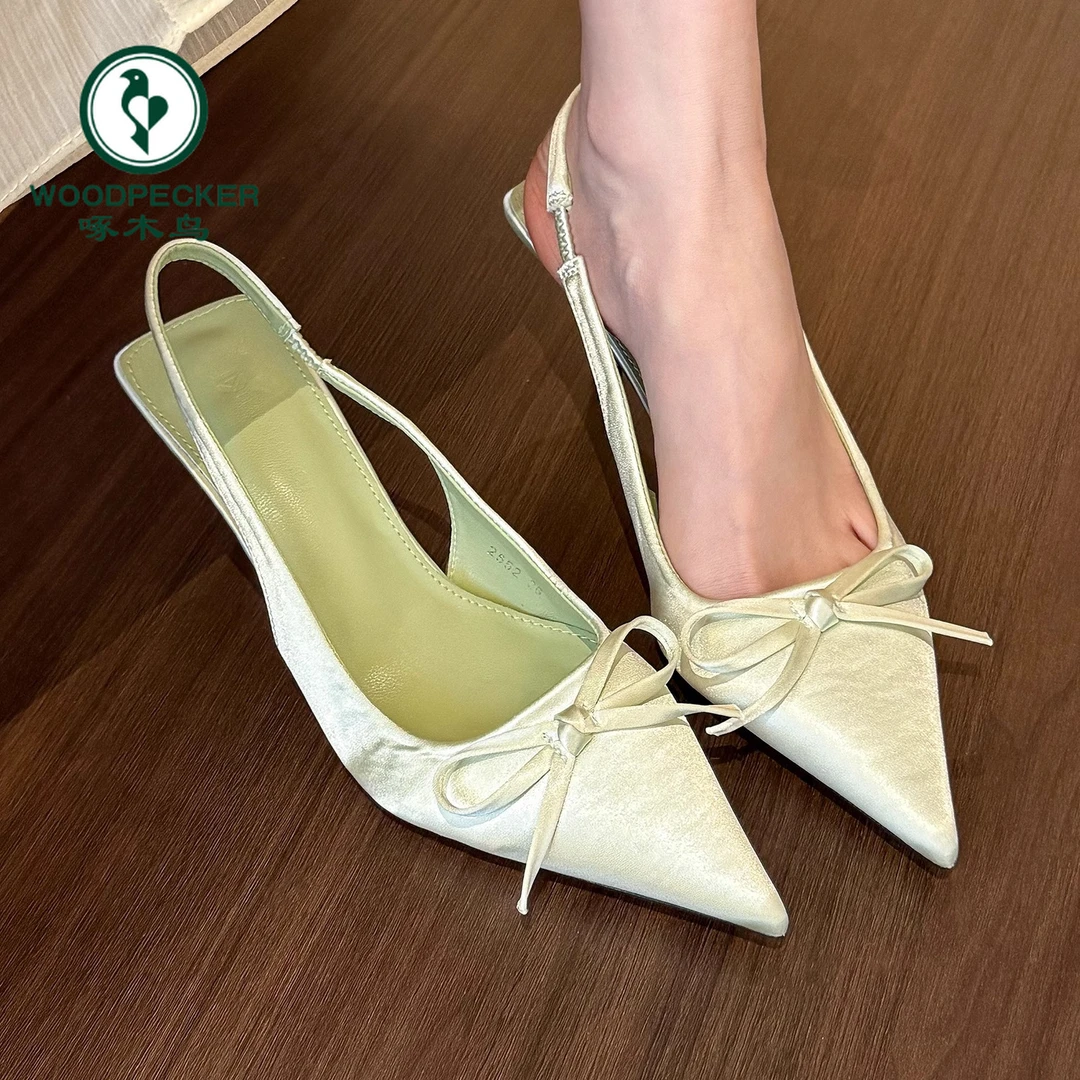 啄木鸟绸缎尖头蝴蝶结高跟鞋女2025春季新款浅口温柔晚风后空凉鞋