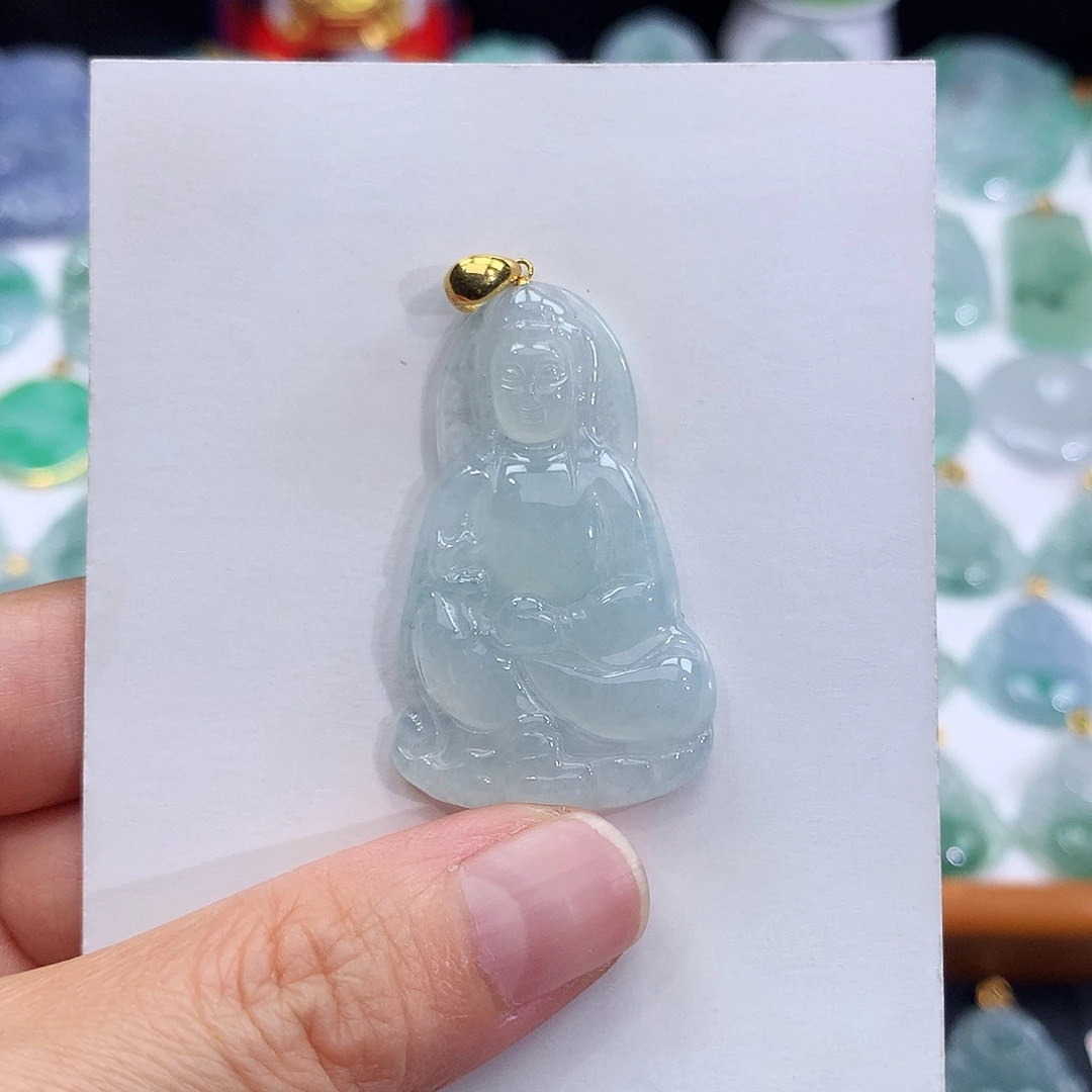 翡翠18K金镶嵌颈饰翡翠吊坠