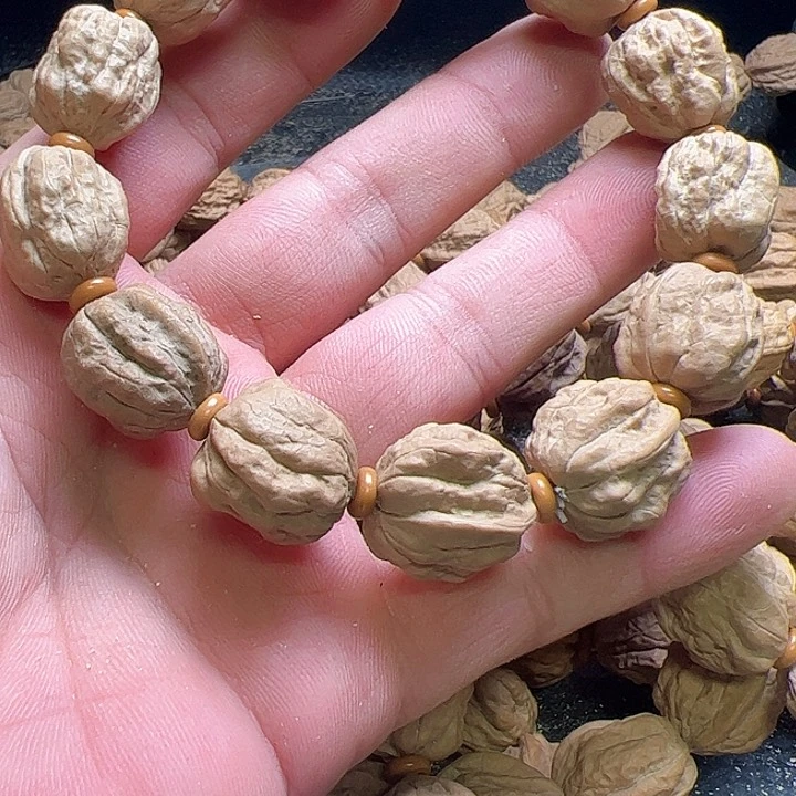 吊坠猴头核桃?****丶蛤蟆头