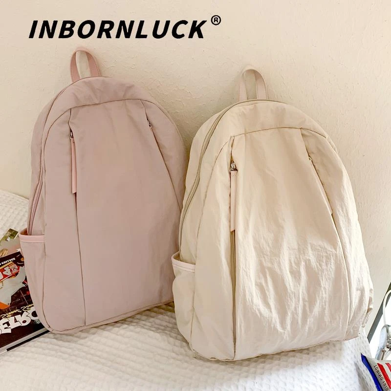 纯色双肩包女旅游轻便登山包2025新款旅行超轻通勤便携书包女学生