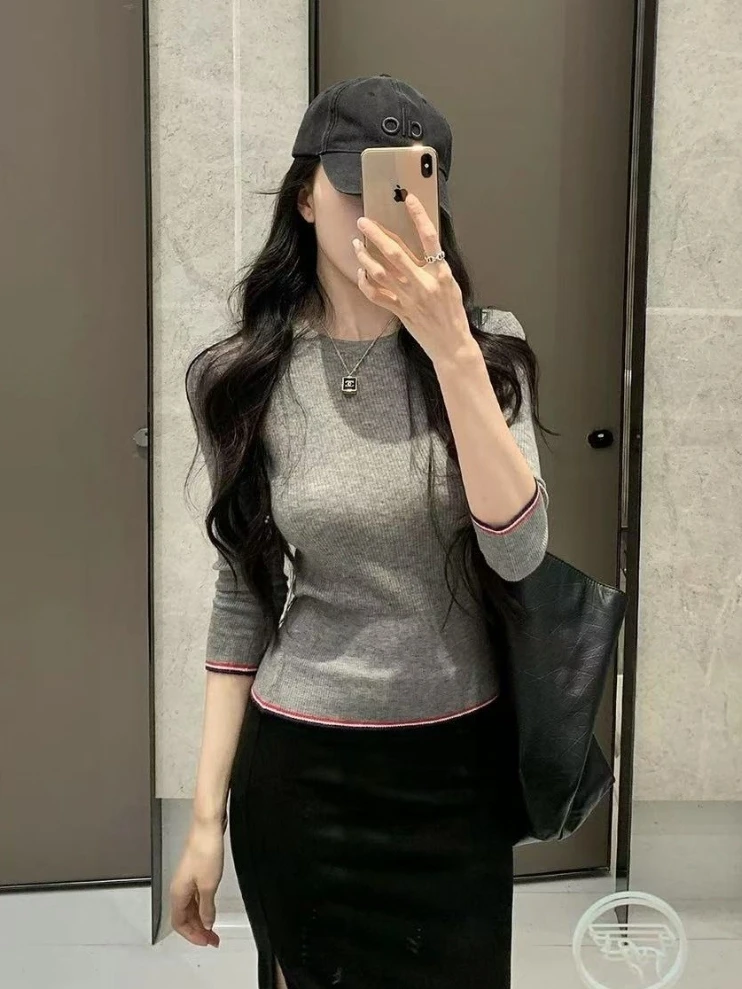 2025休闲条纹撞色针织上衣秋季新款修身显瘦T恤女百搭减龄小众