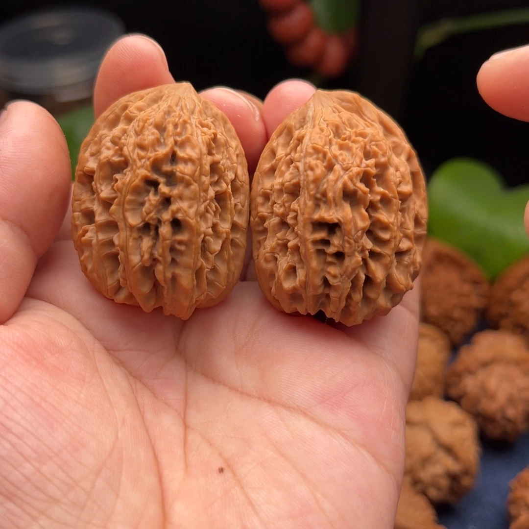 【闪购商品】文玩核桃把件野生无名